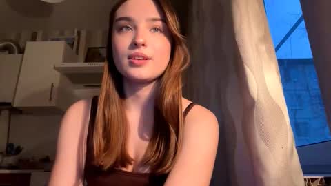 Ola my name is Lissa  Lets hit 10 Thumbs Up together   online show from March 18, 3:15 pm