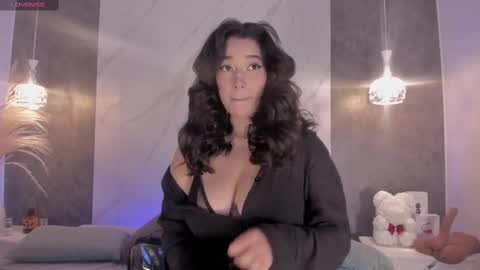 Kim Thompson online show from October 14, 5:47 pm