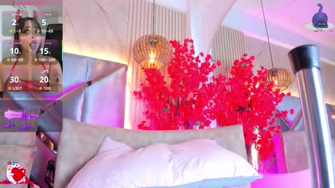 Snapshot of kiim01 chatting on February 18, 7:43 pm kiim01 online show from February 18, 7:43 pm