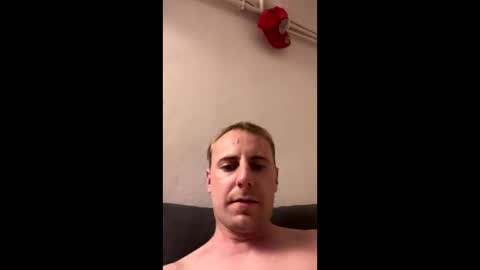 kiki frenchi online show from December 30, 10:34 pm