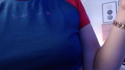 kIKI online show from October 11, 9:02 pm