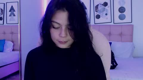 kIKI online show from February 9, 11:20 pm