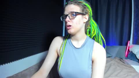 Kiki online show from October 2, 10:00 am