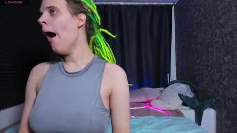 Kiki online show from November 2, 10:06 am