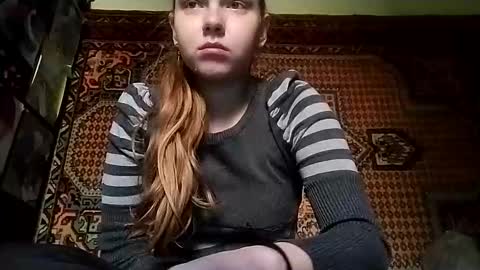 kikibang_ online show from October 20, 8:15 am