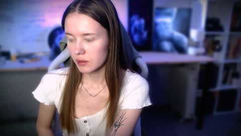 Mika and Miranda online show from December 8, 11:08 pm