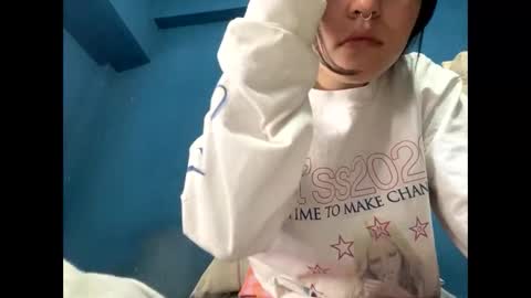 kikilove15 online show from April 27, 5:55 pm