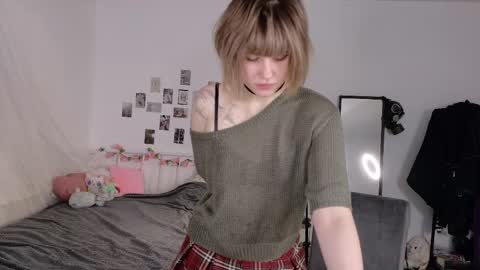 Kiki online show from May 26, 10:22 am