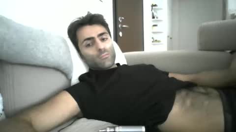 kikkus01 online show from October 25, 2:02 pm