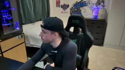 Snapshot of killa347 chatting on February 25, 9:24 pm killa347 online show from February 25, 9:24 pm