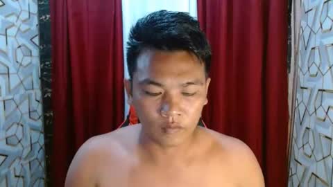 Snapshot of killersmile_15 chatting on November 26, 1:56 pm killersmile_15 online show from November 26, 1:56 pm