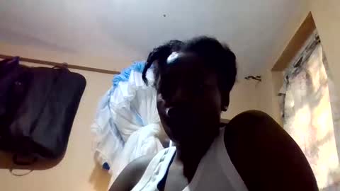 lolo online show from December 22, 7:38 am