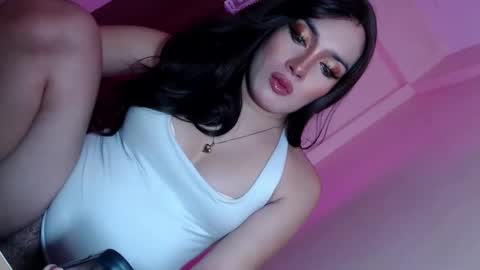 kim_aero online show from October 15, 1:44 pm