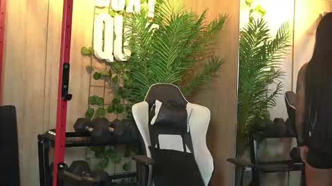 Kim online show from April 4, 12:57 pm