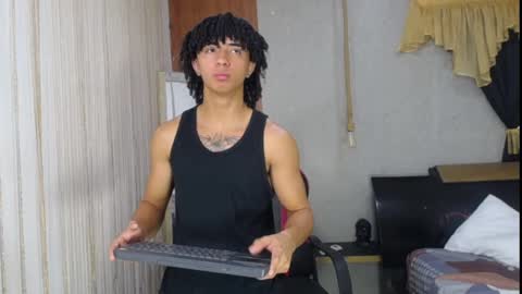 Snapshot of kim_curly_ chatting on March 11, 2:34 pm KIM online show from March 11, 2:34 pm