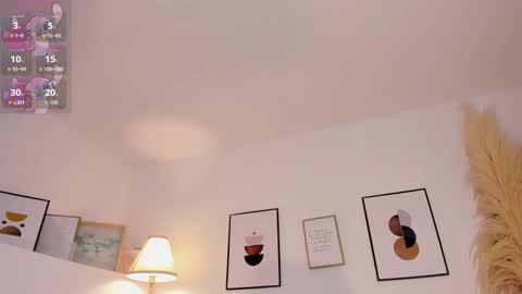 Kim  online show from October 2, 5:03 am