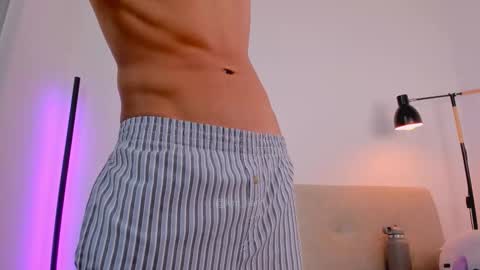 Snapshot of kim_lian2 chatting on February 20, 6:26 am Kim Lian online show from February 20, 6:26 am