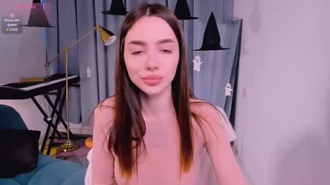 Snapshot of kim_lyn chatting on October 19, 6:03 am KIM online show from October 19, 6:03 am