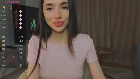 Snapshot of kim_lyn chatting on February 12, 9:10 pm KIM online show from February 12, 9:10 pm