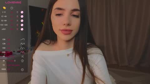 Snapshot of kim_lyn chatting on February 17, 9:10 pm KIM online show from February 17, 9:10 pm