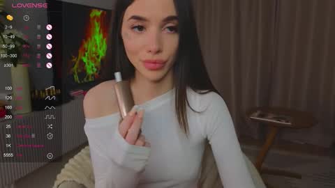 Snapshot of kim_lyn chatting on February 21, 9:38 pm KIM online show from February 21, 9:38 pm