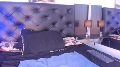 Kim Marquez online show from November 29, 6:44 pm