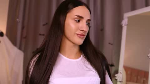 Snapshot of kim_oberlin chatting on October 20, 11:32 am Kim Oberlin online show from October 20, 11:32 am