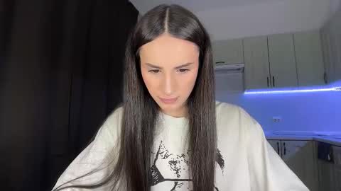 Kim Oberlin online show from March 19, 4:22 pm