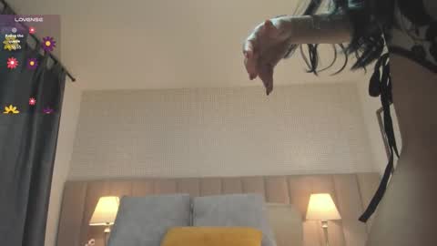 Kim online show from October 13, 2:06 pm