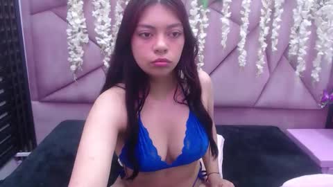 kim_sweet_69 online show from November 29, 12:30 pm