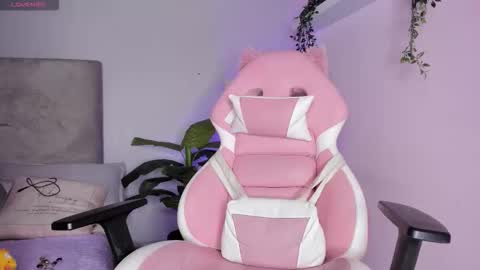 April online show from January 13, 8:47 pm