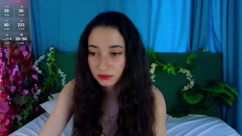 Snapshot of kimberleejackson chatting on February 19, 7:26 am Betty online show from February 19, 7:26 am