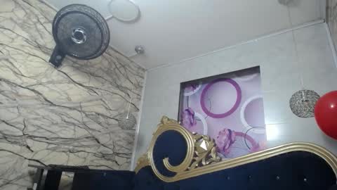 kimberly online show from November 8, 7:23 pm