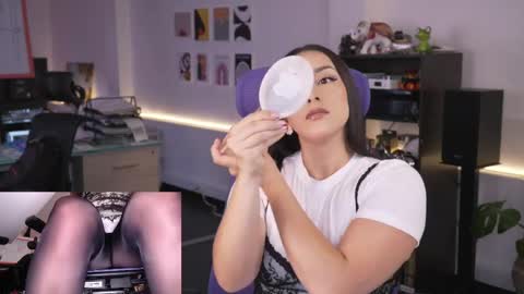 Kimberly 1200-1900 GMT-5 online show from May 25, 8:26 pm