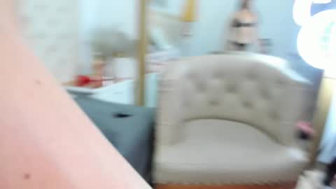 kimberly colle7 online show from February 20, 6:26 am