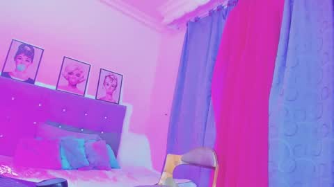 Your Queen KIM online show from February 12, 12:37 am