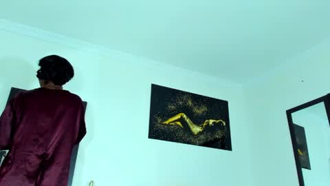 Kimberly Banks online show from February 28, 10:05 am