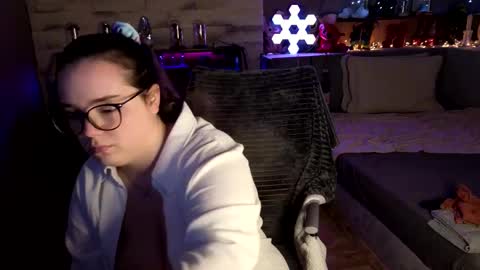 Snapshot of kimberlycaprice chatting on February 2, 6:23 am kimberlycaprice online show from February 2, 6:23 am