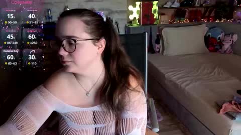 Snapshot of kimberlycaprice chatting on March 1, 7:43 am kimberlycaprice online show from March 1, 7:43 am