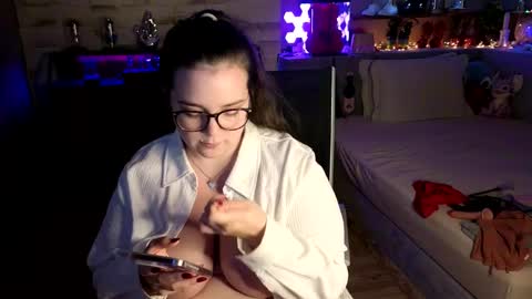 Snapshot of kimberlycaprice chatting on March 19, 8:46 pm kimberlycaprice online show from March 19, 8:46 pm