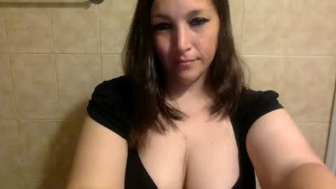 KimberlyLynn online show from April 16, 10:38 am