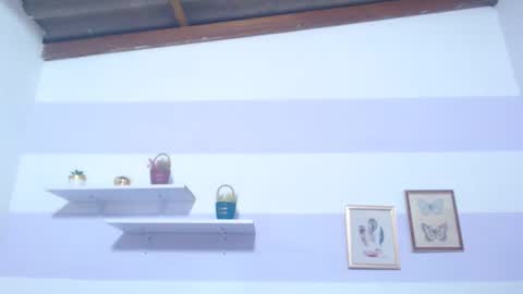 Kim  online show from December 3, 7:01 pm