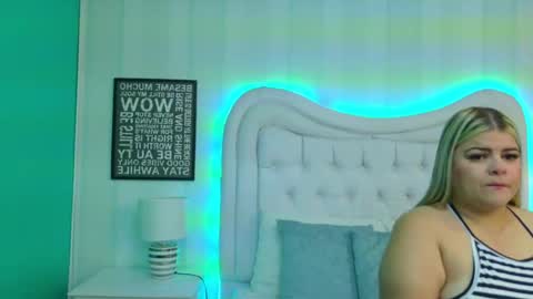 Snapshot of kimbrookss chatting on October 12, 11:09 am KimBrooks online show from October 12, 11:09 am