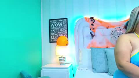 Snapshot of kimbrookss chatting on October 23, 10:58 am KimBrooks online show from October 23, 10:58 am