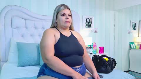 Snapshot of kimbrookss chatting on November 5, 10:48 am KimBrooks online show from November 5, 10:48 am