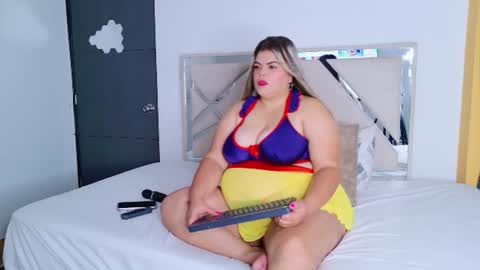 Snapshot of kimbrookss chatting on June 13, 10:46 am KimBrooks online show from June 13, 10:46 am