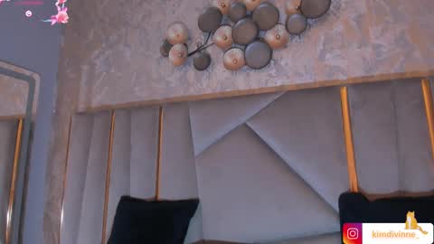 Snapshot of kimdevinne chatting on February 13, 2:45 am KIM online show from February 13, 2:45 am