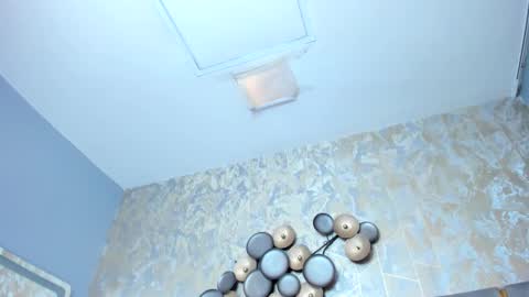 Snapshot of kimdevinne chatting on February 8, 3:10 am KIM online show from February 8, 3:10 am