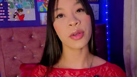 Snapshot of kimhilton_ chatting on April 27, 3:48 am kimhilton online show from April 27, 3:48 am