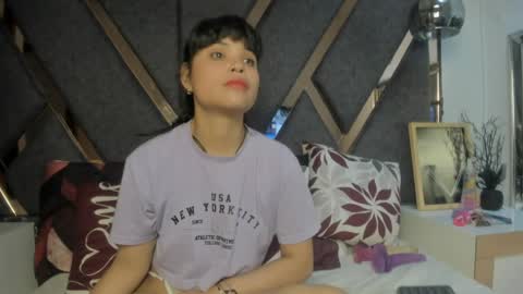 Kimy online show from April 14, 2:01 pm